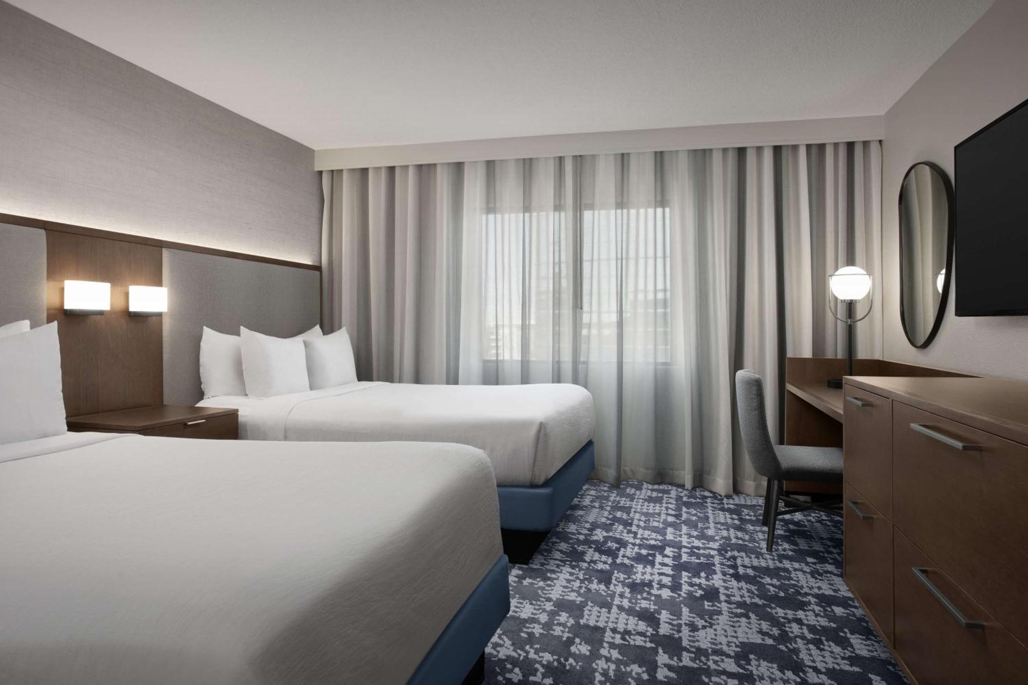 Embassy Suites By Hilton Dallas Near The Galleria Екстериор снимка